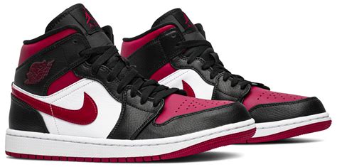 aj1 mids